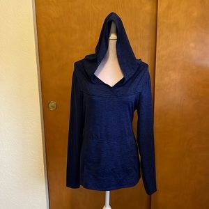 Women’s workout lightweight hoodie